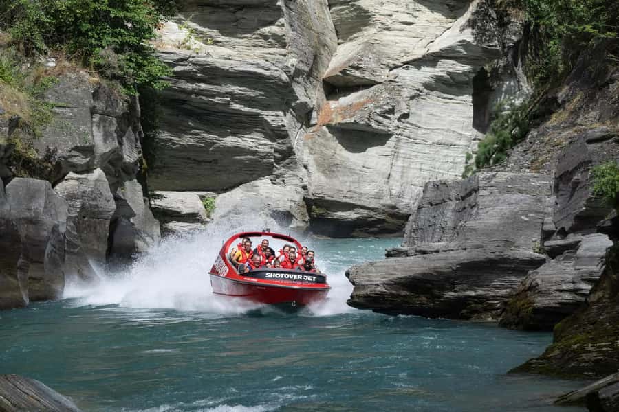 Queenstown: Shotover River Extreme Jet Boat Experience - Why the Shotover River feels different in the canyons