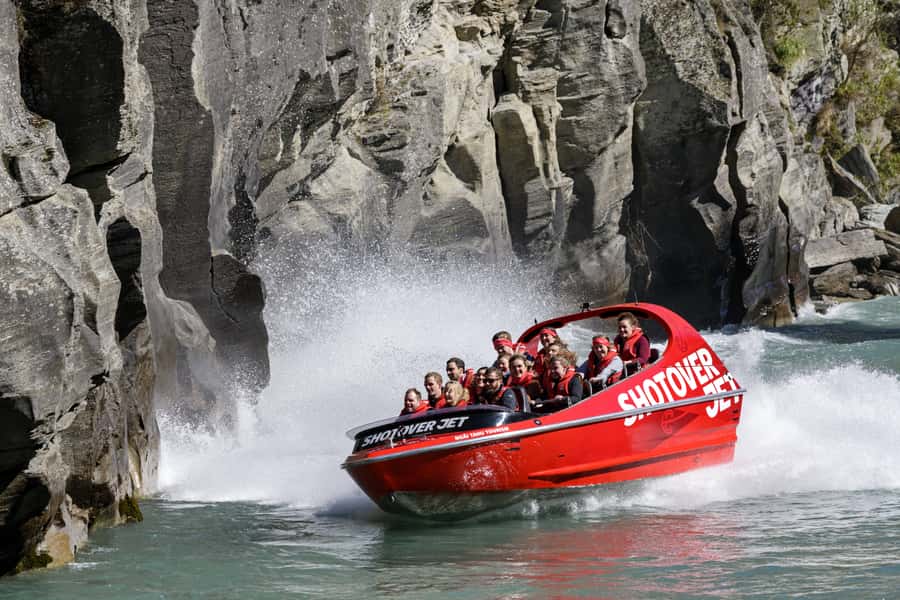 Queenstown: Shotover River Extreme Jet Boat Experience - Price and value: what you’re paying for at $107 per person