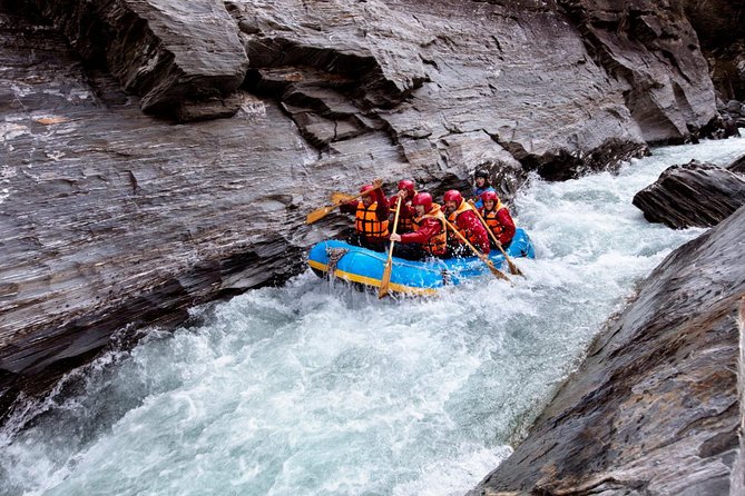 Queenstown Shotover River White Water Rafting - Kitting up at RealNZ: what’s provided and what you should bring