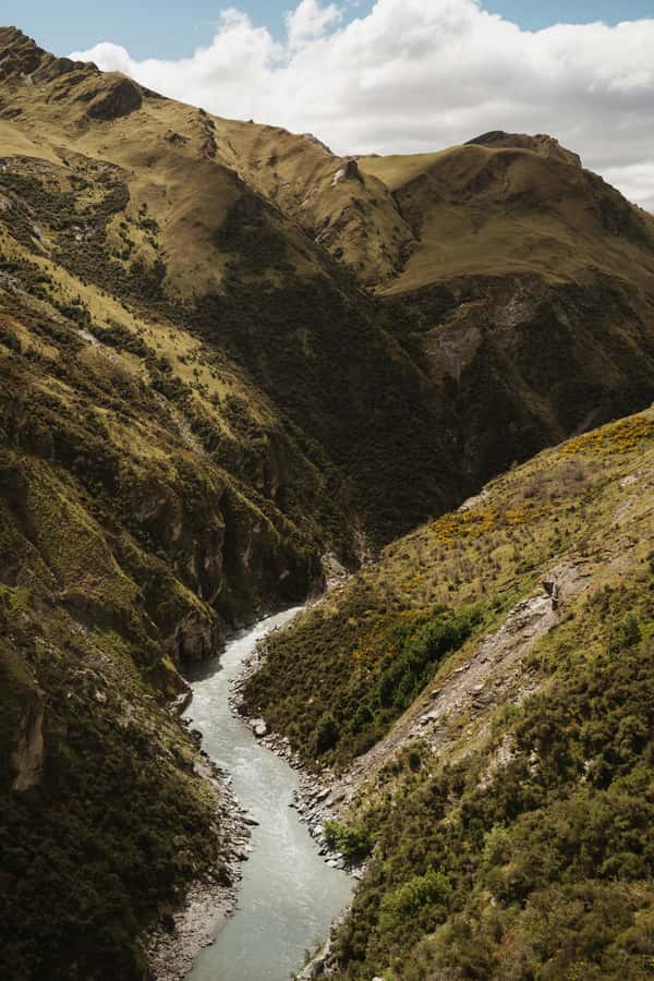 Queenstown: Skippers Canyon Goldrush Highlights Tour - Gantley’s Tavern Finish: Coffee, Beer, Wine, and a Real Goldmining Pub