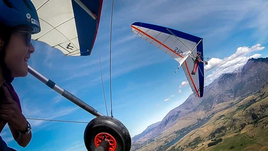 Queenstown: Tandem Hang Gliding Experience - What the certified pilot actually does for you