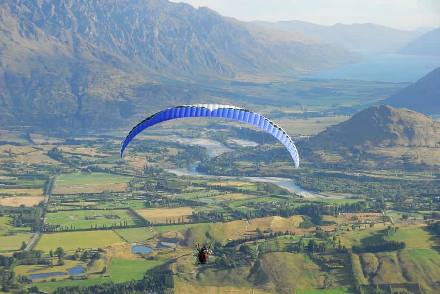 Queenstown: Tandem Paragliding Experience - Coronet Peak paragliding: why Queenstown feels different in the air