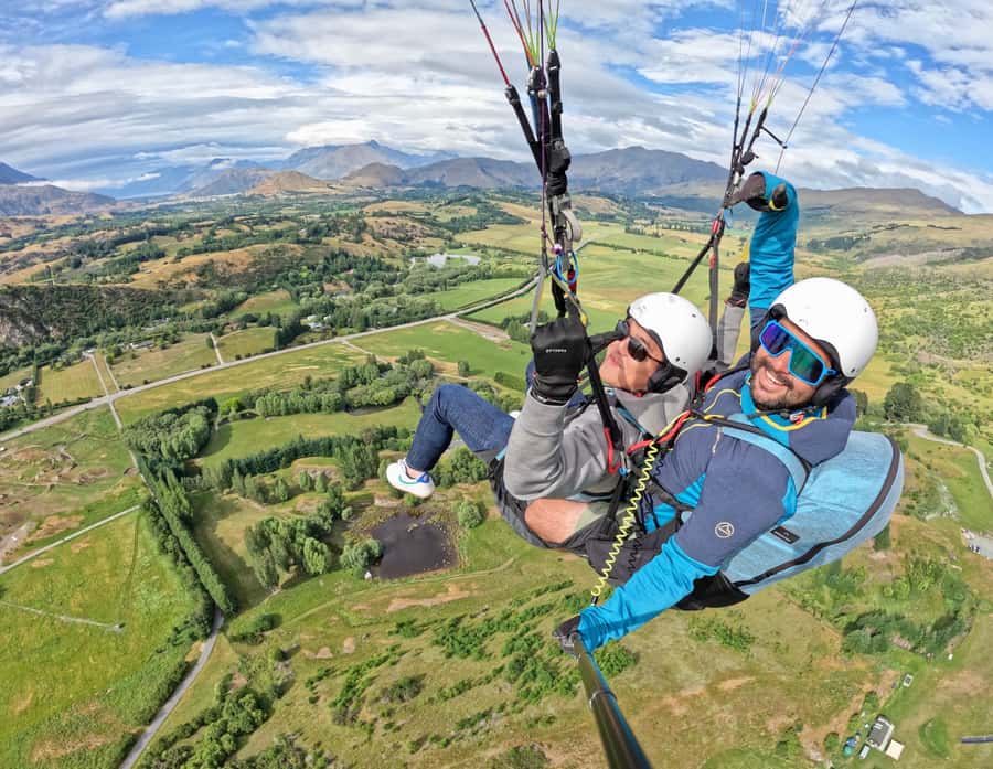 Queenstown: Tandem Paragliding Experience - Coronet Peak safety briefing: what you’re really being taught