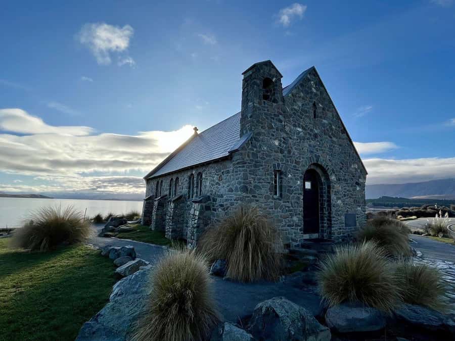 Queenstown to Christchurch via Mt Cook One-Way Tour - Lake Pukaki for turquoise-and-ice-peak photos