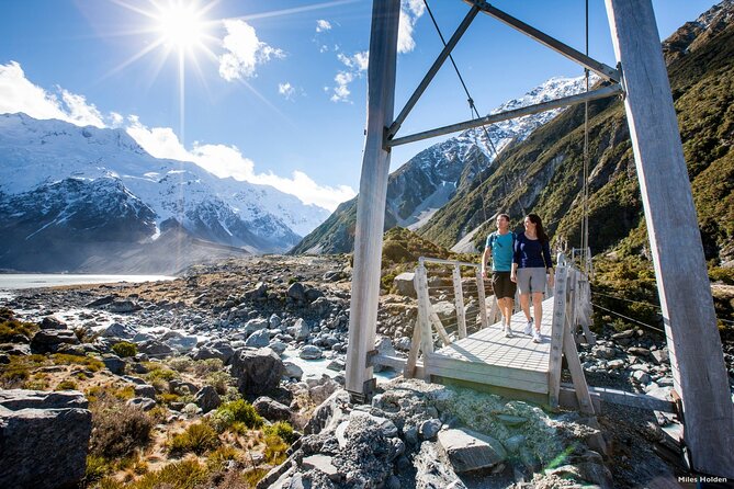 Queenstown to Lake Tekapo via Mt Cook One-Way Small Group Tour - Lake Tekapo finish: turquoise views and Dark Sky Project timing