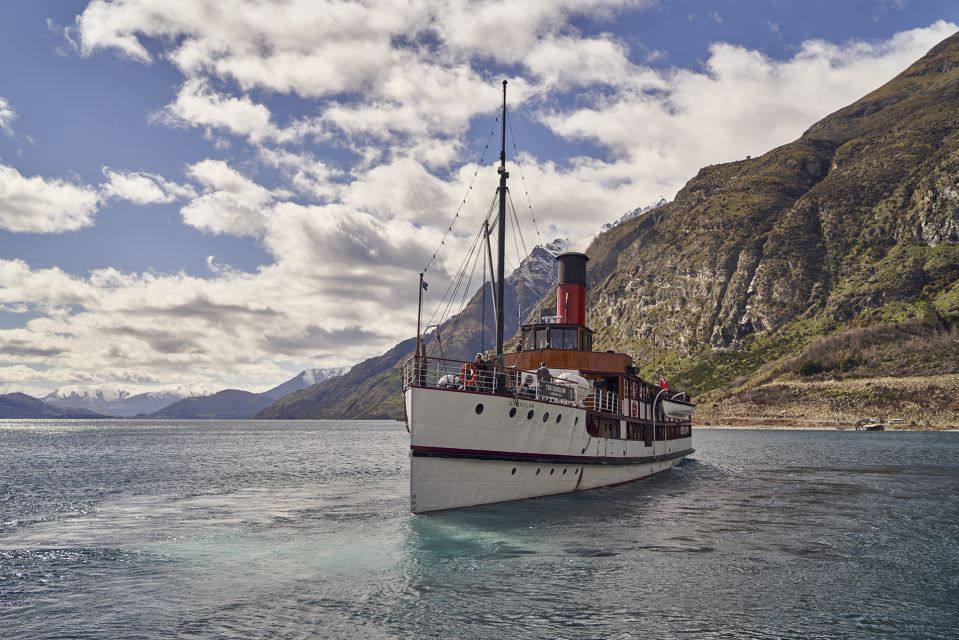 Queenstown: TSS Earnslaw Cruise of Lake Whakatipu - Getting Your Best Seats: Comfort, Crowds, and Sound