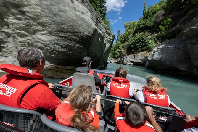 Shotover River Extreme Jet Boat Ride in Queenstown - How Wet You’ll Actually Get (and How to Dress for It)