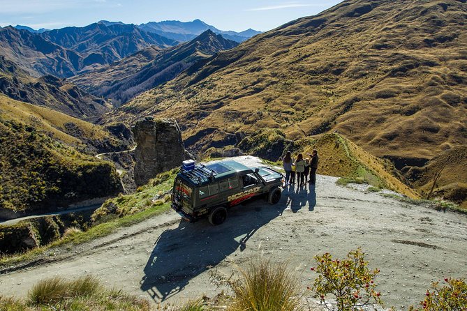 Skippers Canyon 4WD Heritage half day Tour from Queenstown - Skippers Canyon Road And The Suspension Bridge Photo Moment